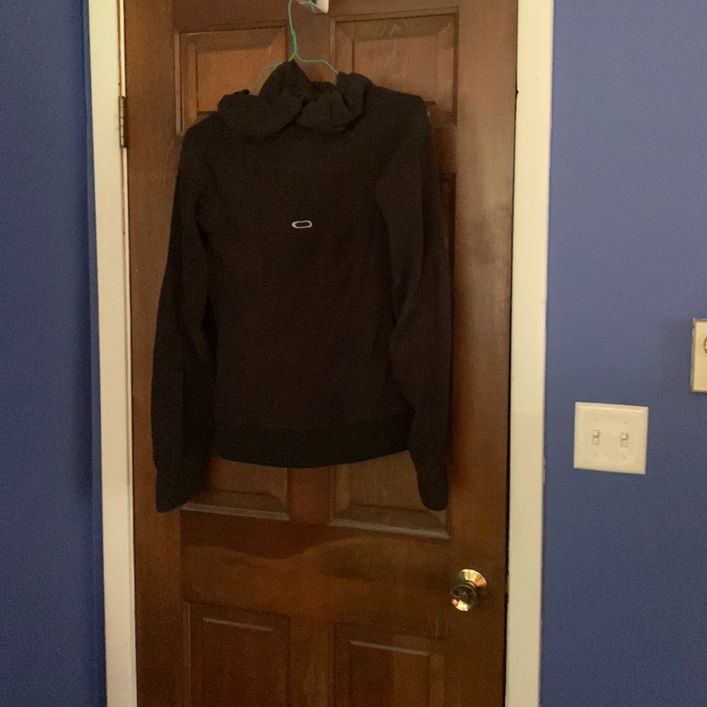 Oakley women’s hooded zip fleece